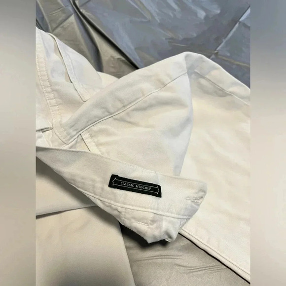 Ralph Lauren women’s petite size 4 classic midcalf white capris - Picture 3 of 3